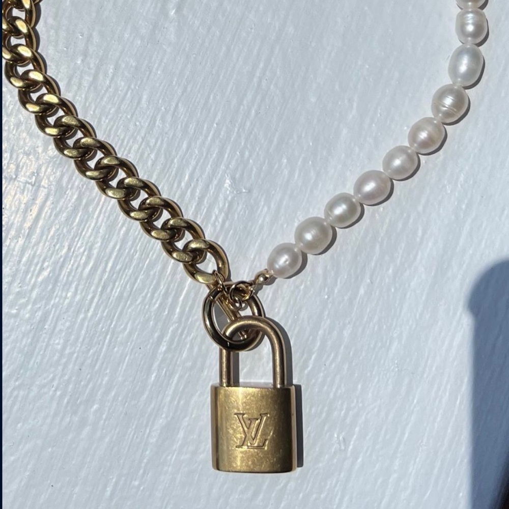 LV Re-Worked Pearl Lock Chain (vintage)